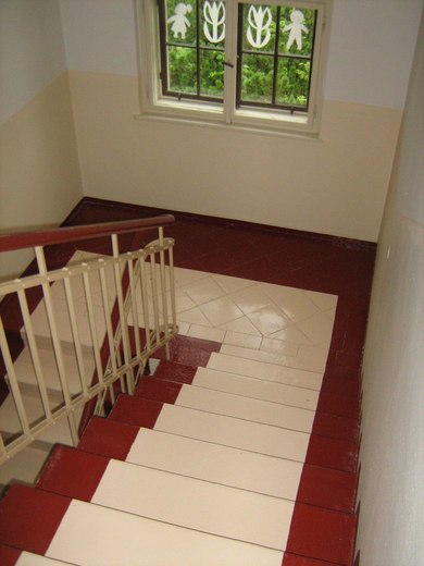 Nátěr schodiště, ZŠ a MŠ Kunčice nad Labem